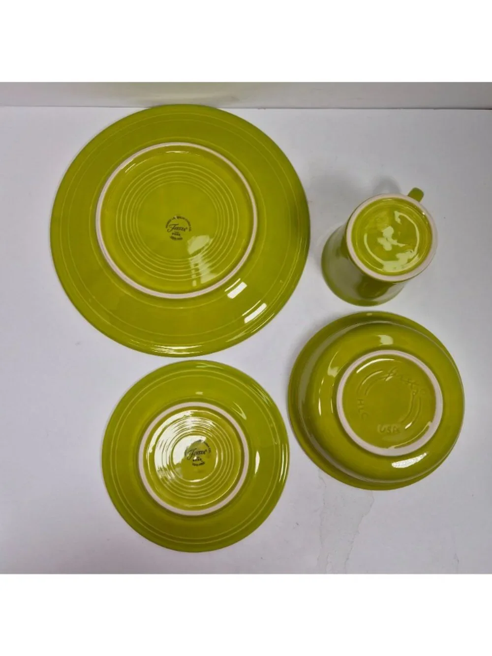 Fiesta Lemongrass by Homer Laughlin 4-Piece Dinnerware Set Made In USA-Retired - Picture 3 of 8